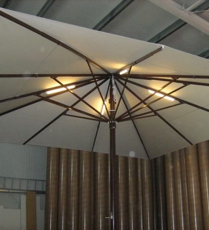 Ribverlichting Sterke Parasols ARC +32 496 55 99 99