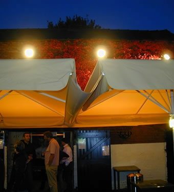 STERKE PARASOLS Tussengoot ARC +32 496 55 99 99